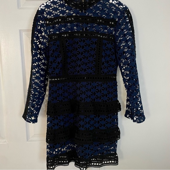 Few Moda Lace Dress - Picture 6 of 9